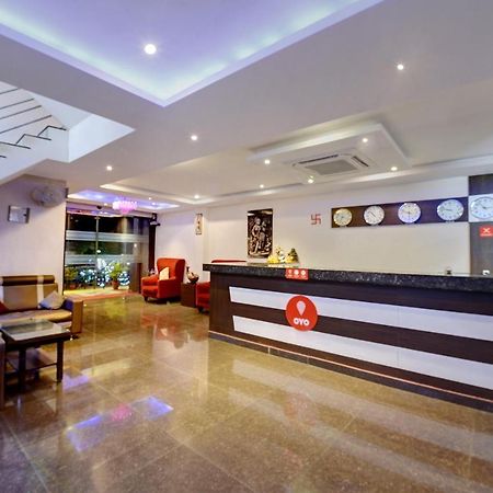 Capital O Hotel Samanvi International Belur  Luaran gambar
