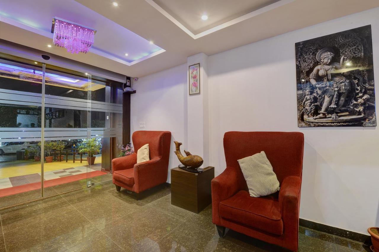 Capital O Hotel Samanvi International Belur  Luaran gambar