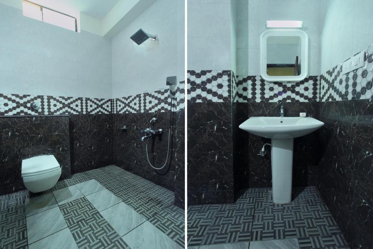 Capital O Hotel Samanvi International Belur  Luaran gambar